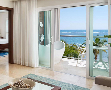 image-starlight-beachfront-one-bedroom-butler-suite